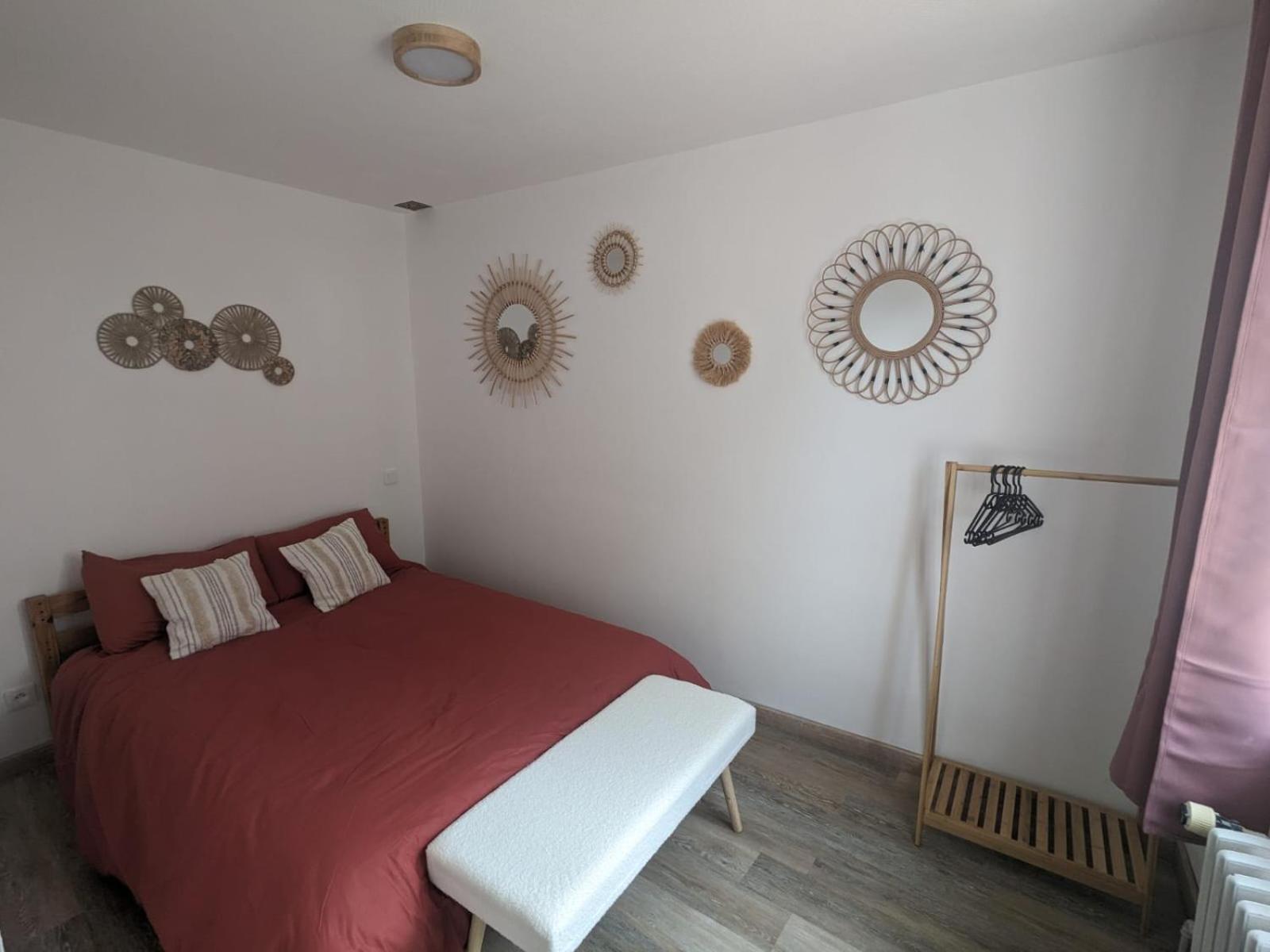 Marmoza - Maison Plein Coeur De Village Saint-Geniez-dʼOlt 外观 照片