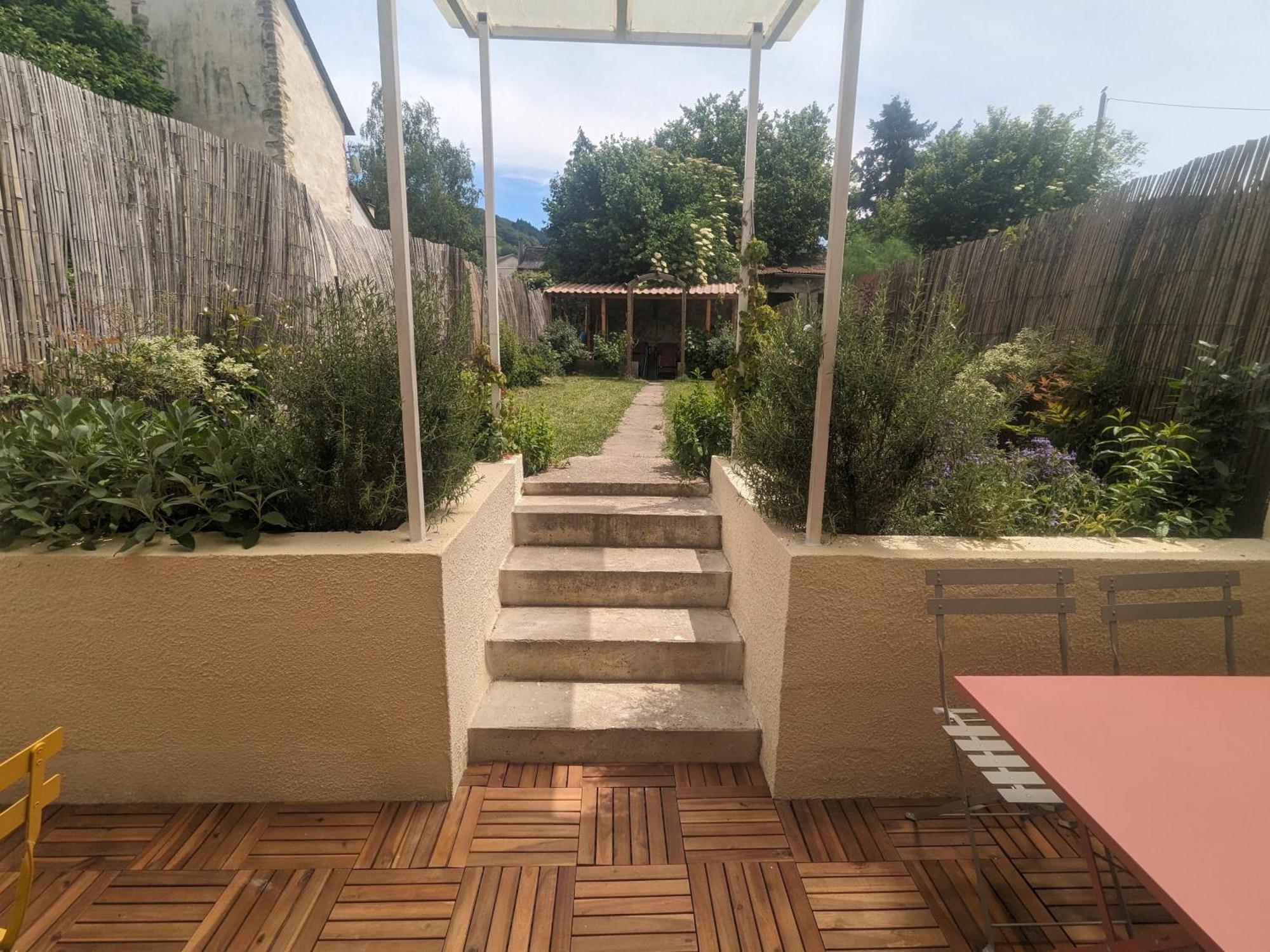 Marmoza - Maison Plein Coeur De Village Saint-Geniez-dʼOlt 外观 照片